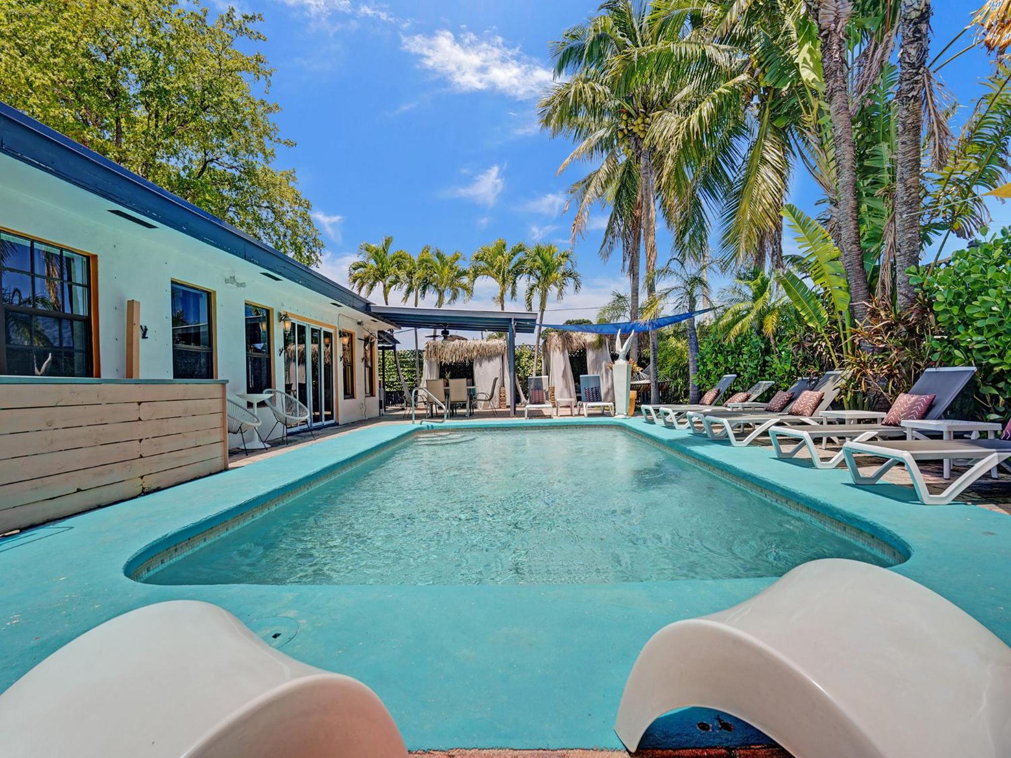 Large Gay Men'S 1 Bedroom W Gameroom Heated Pool Clothing Optional Oakland Park Exterior photo